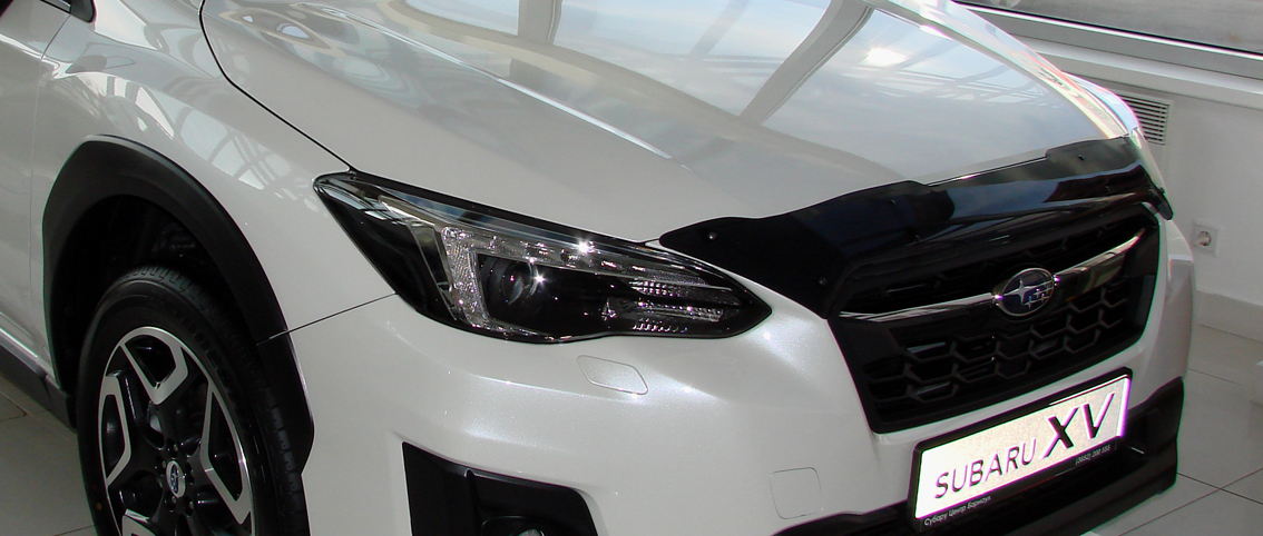 

Дефлектор капота Subaru XV 2017-, короткий, темный
