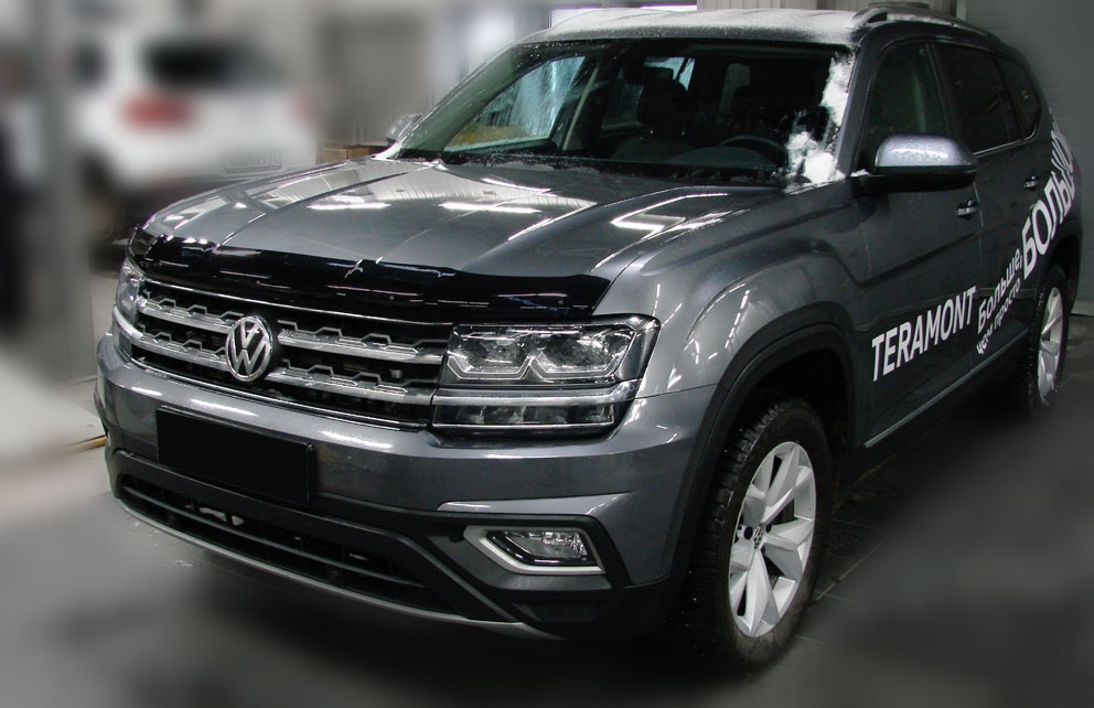 

Дефлектор капота Volkswagen Teramont, 2017-, темный, 1 шт.