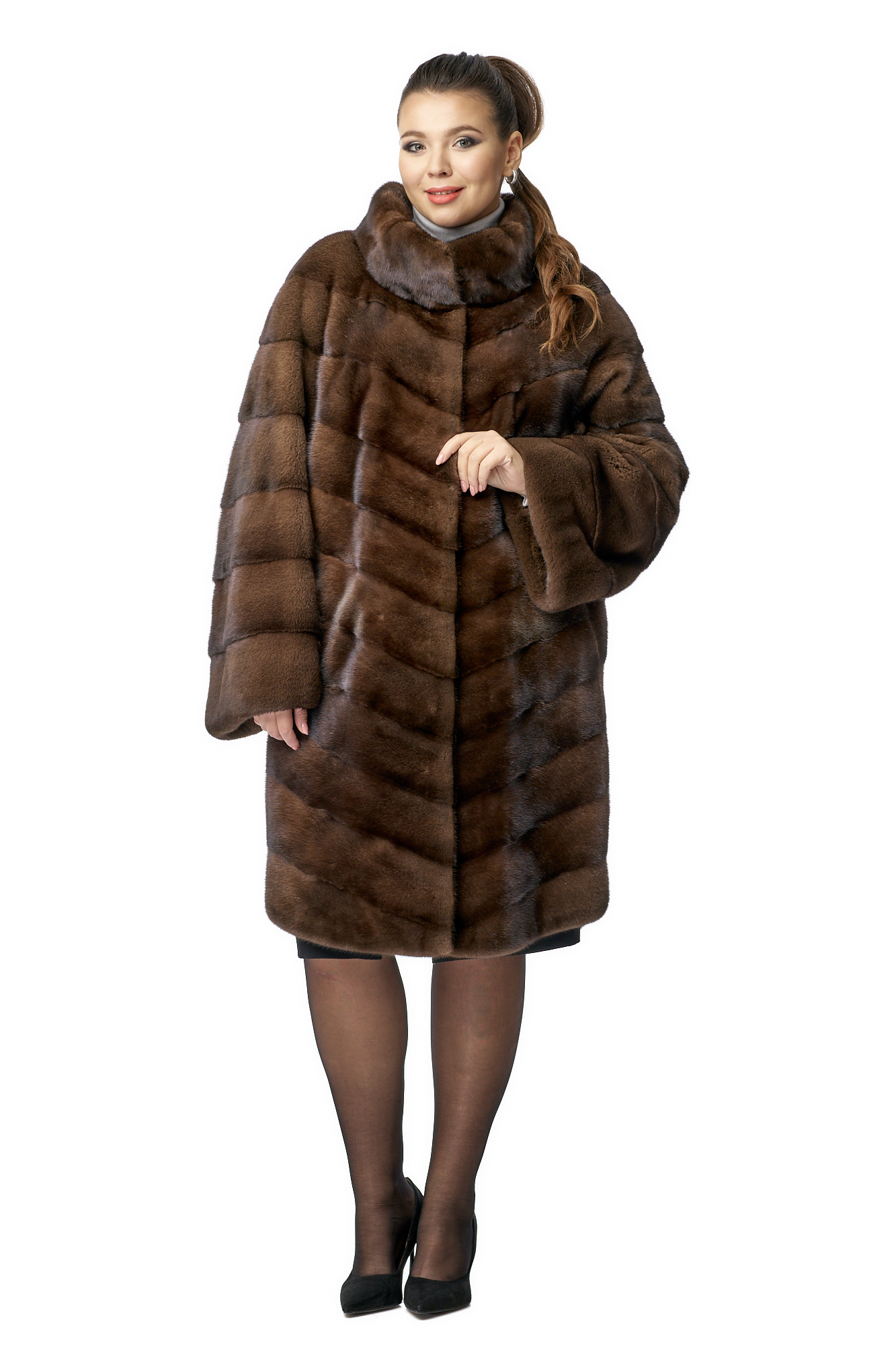 

Шуба женская МОСМЕХА 8010752 коричневая 48 RU, 8010752