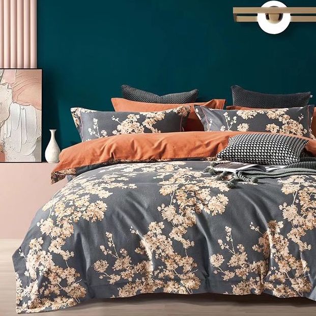 

Комплект постельного белья BELLEHOME Амаль 200 ТС чесаный хлопок семейный