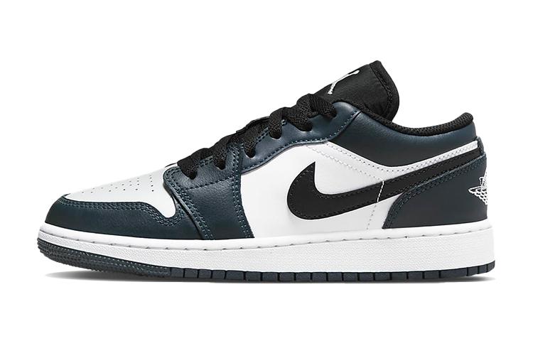 

Кеды унисекс Jordan Air Jordan 1 Low GS синие 38.5 EU, Синий, Air Jordan 1 Low GS