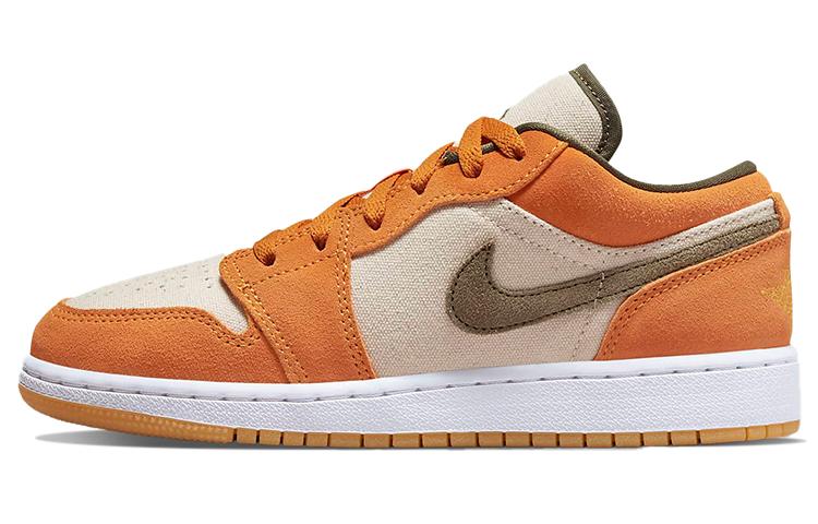 

Кеды унисекс Jordan Air Jordan 1 Low GS оранжевые 39 EU, Оранжевый, Air Jordan 1 Low GS