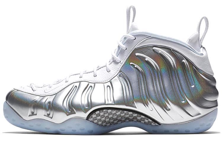 

Кроссовки унисекс Nike Foamposite One chrome white серебристые 40.5 EU, Серебристый, Foamposite One chrome white