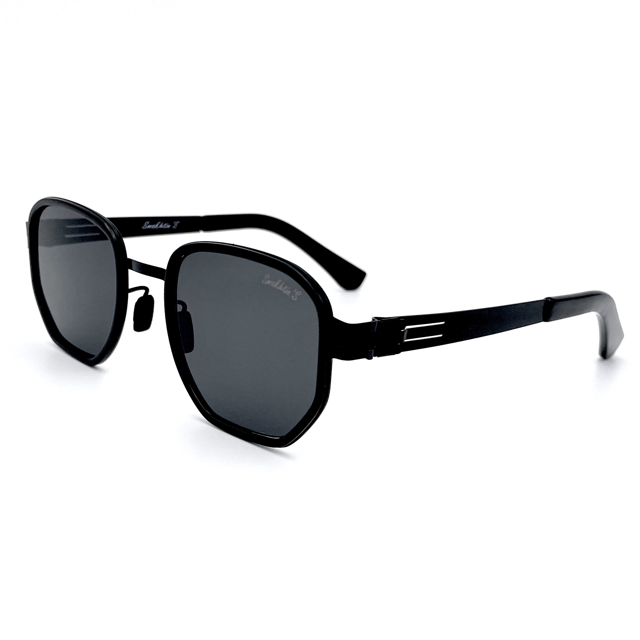 Солнцезащитные очки унисекс SmakhtinS eyewear accessories UM5805 черные 4499₽