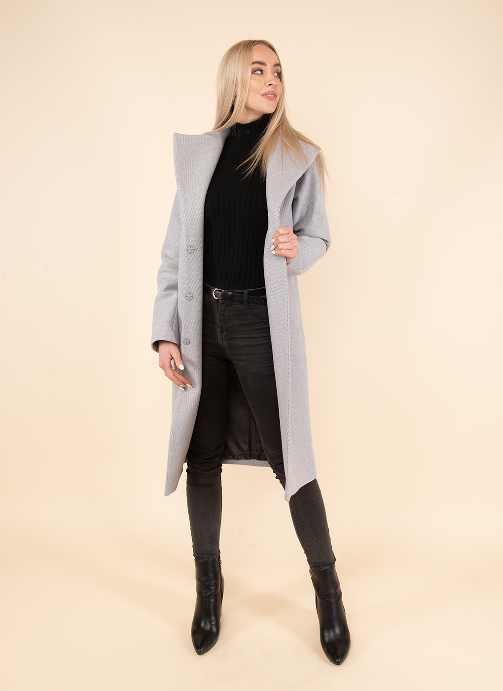 

Пальто женское Каляев 51661 серое 54 RU, 51661