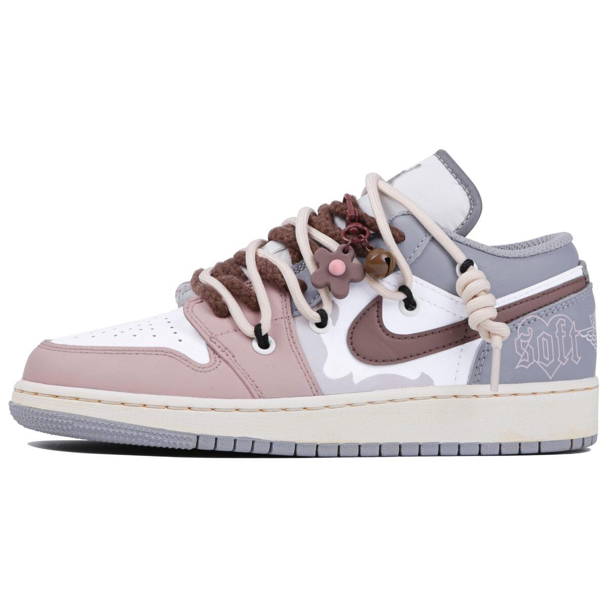 

Кеды унисекс Jordan Air Jordan 1 low GS розовые 35.5 EU, Розовый, Air Jordan 1 low GS