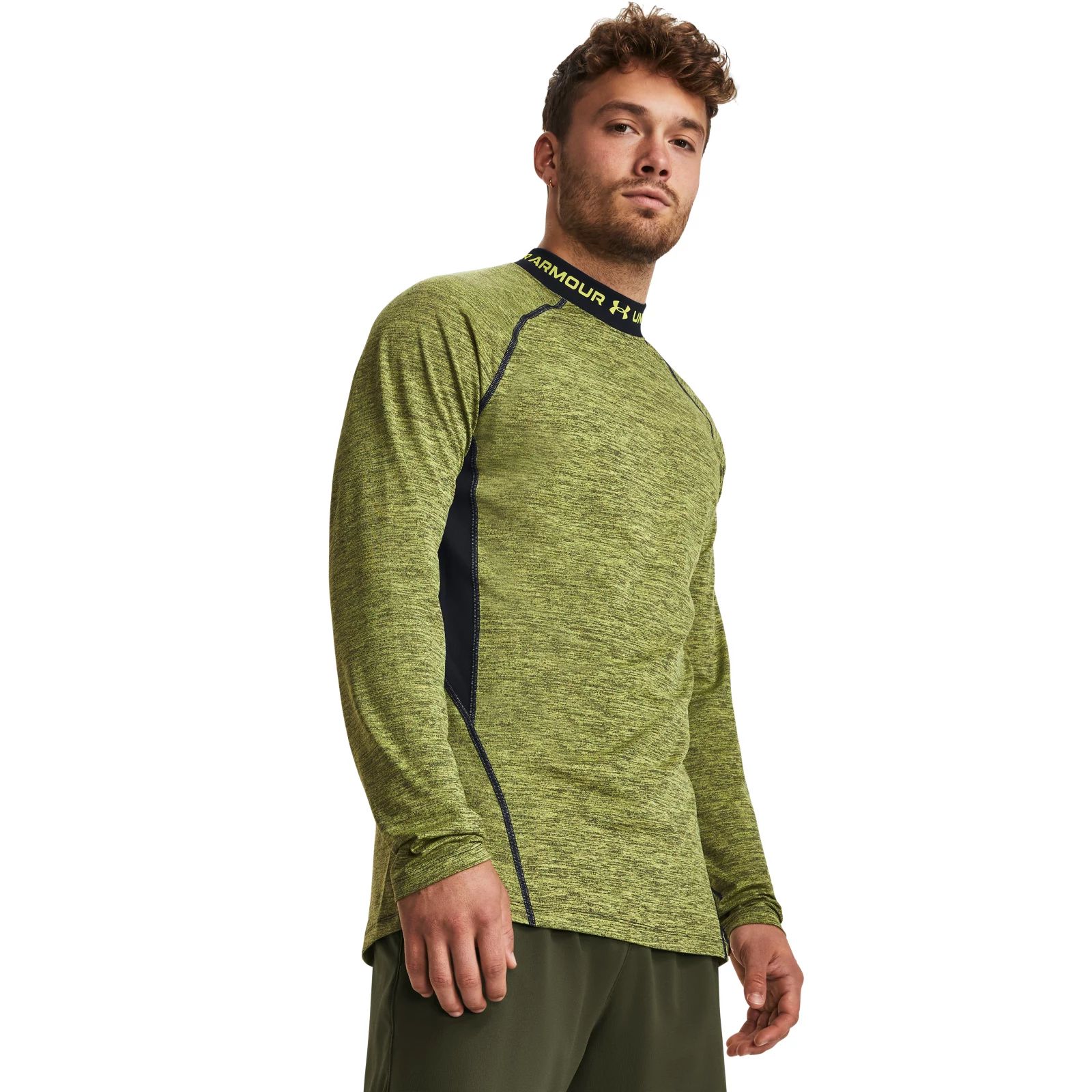 Лонгслив домашний мужской Under Armour Ua Cg Armour Twist Mock желтый MD 8852₽