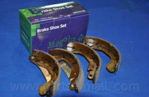 

Тормозные колодки PARTS-MALL барабанные PLC004