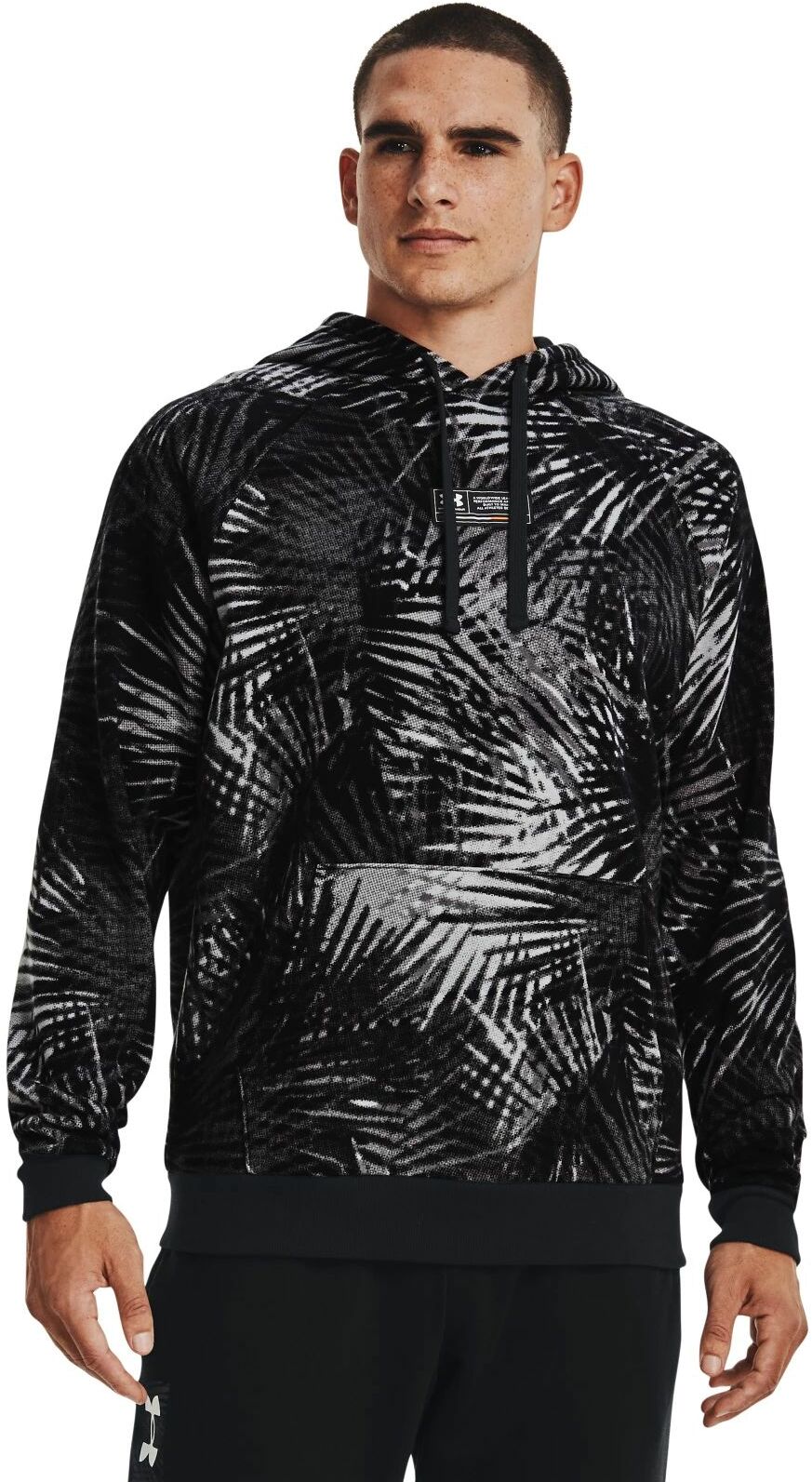 

Худи мужское Under Armour 1370347-001 черное SM, 1370347-001