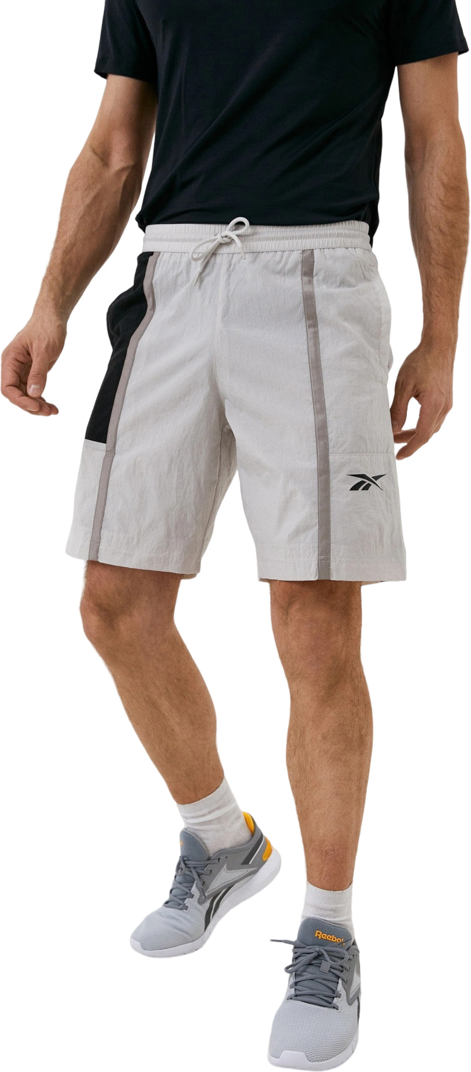 

Шорты мужские Reebok HB5944 бежевые S, HB5944