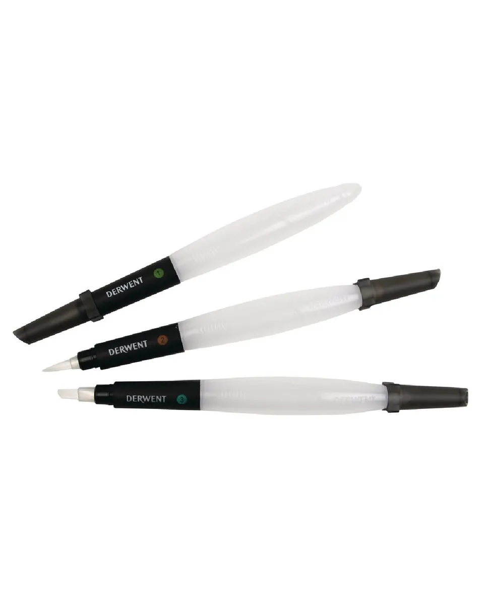 Derwent Набор водных кистей Derwent Waterbrush тонкая средняя и широкая 3643₽