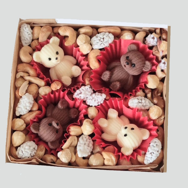 Шоколадные мишки ShokoTrendy, набор с орешками, 238 г