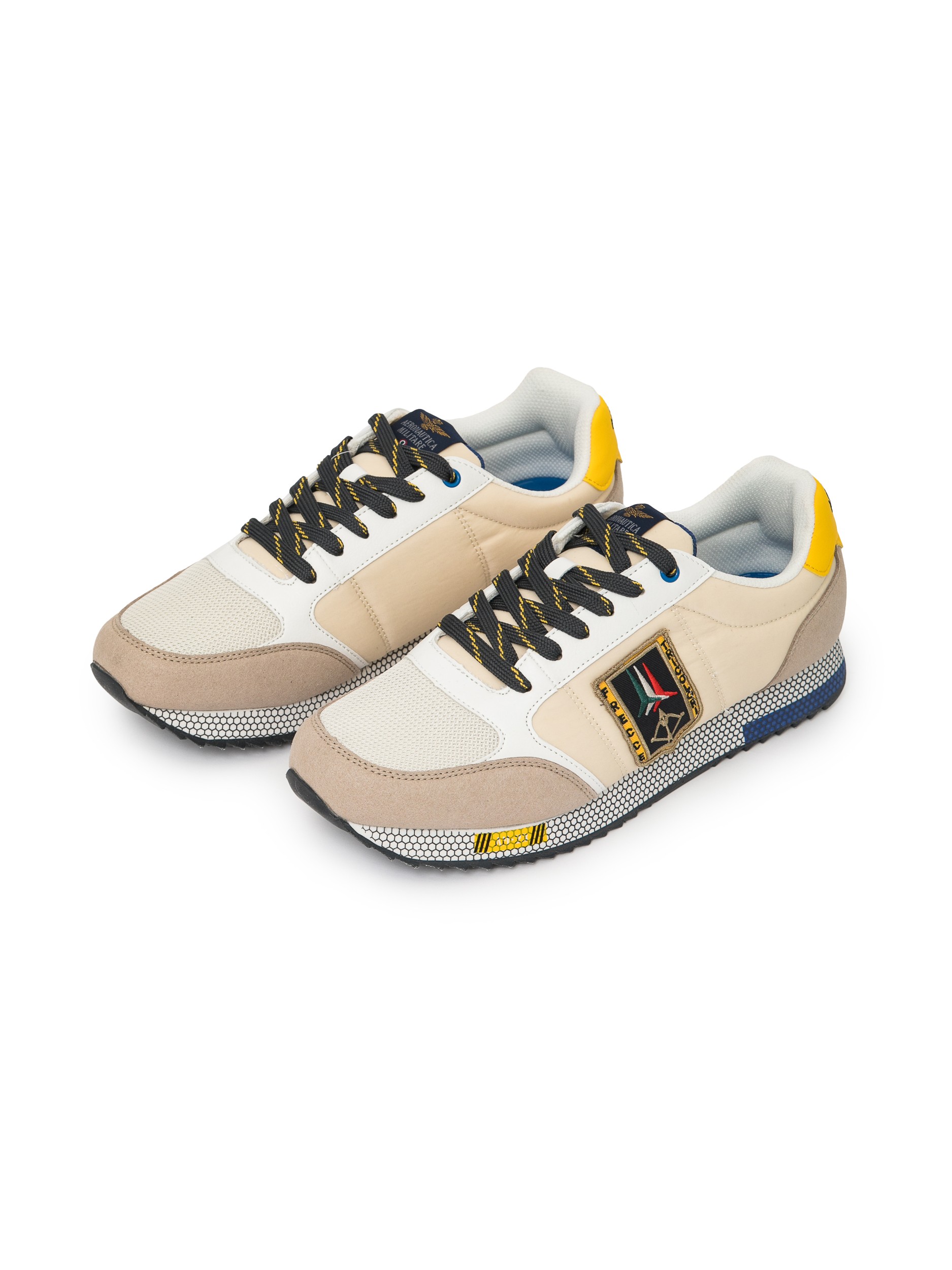 

Кроссовки мужские Aeronautica Militare SC213CT2954 бежевые 44 EU, SC213CT2954