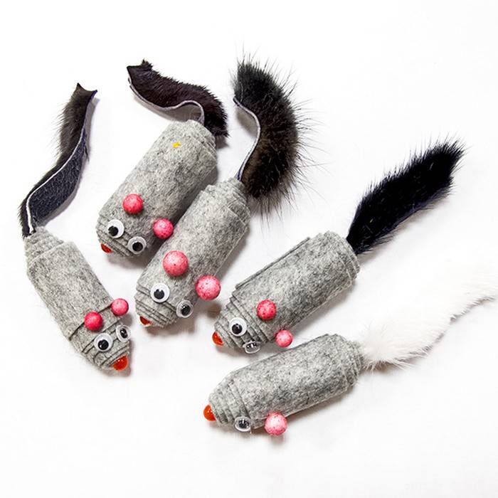 Игрушка для кошек Кот Лукас Мышь из фетра с норковым хвостом 5 шт