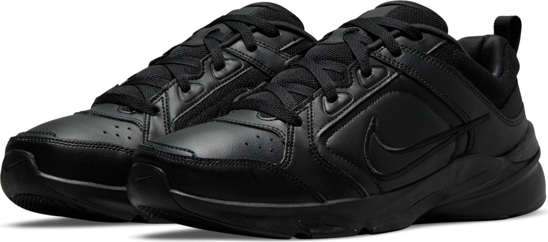 

Кроссовки мужские Nike M Defy All Day черные 8.5 US, Черный, M Defy All Day