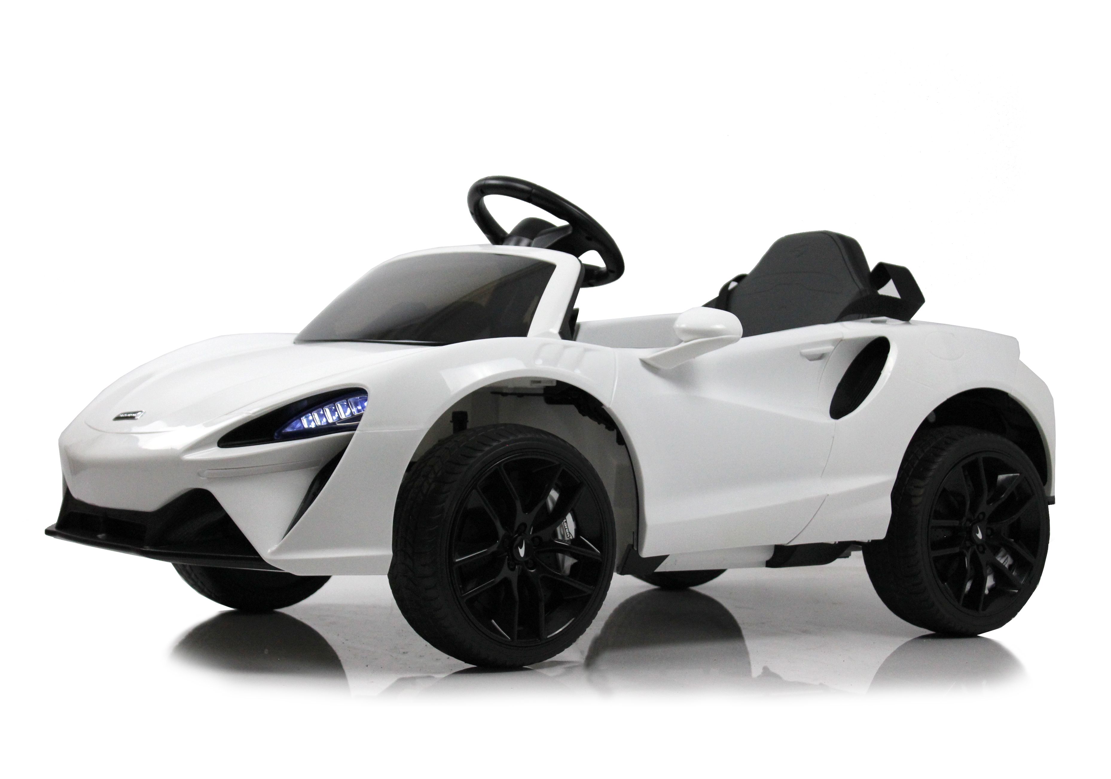 Детский электромобиль RiverToys McLaren Artura P888BP Белый 1 24 mclaren 765lt supercar alloy diecasts