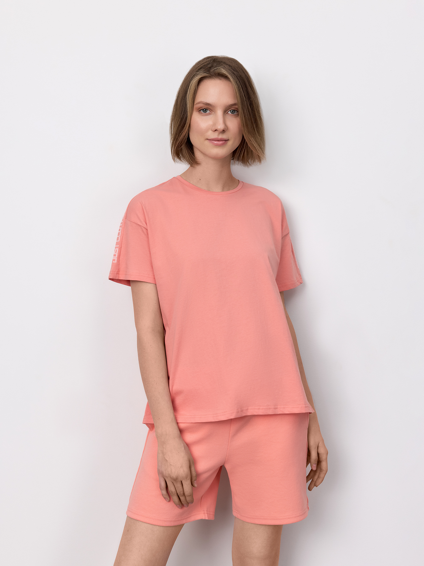 

Футболка женская Just Clothes 000001596 оранжевая 44 RU, Оранжевый, 000001596