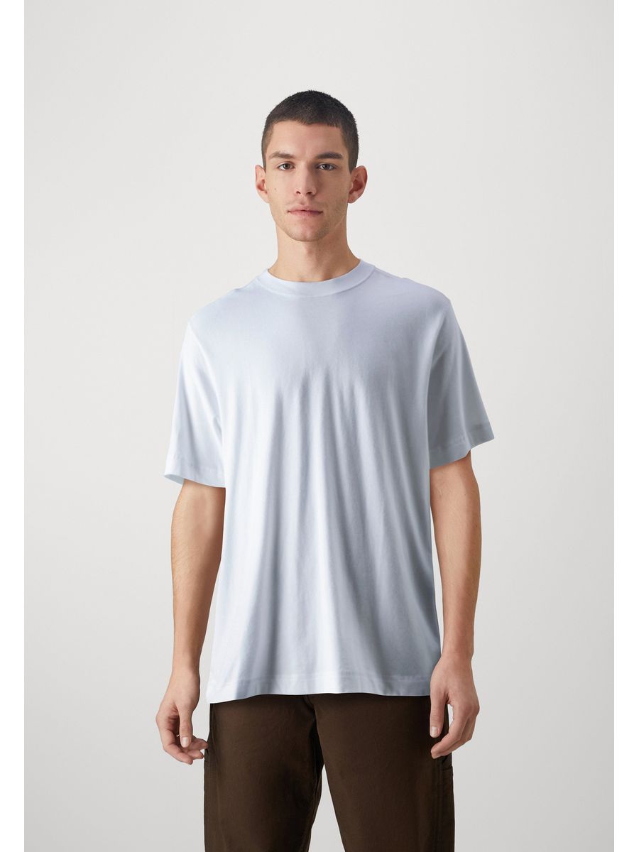 

Футболка мужская Abercrombie & Fitch A0F22O0CL белая S, Белый, A0F22O0CL