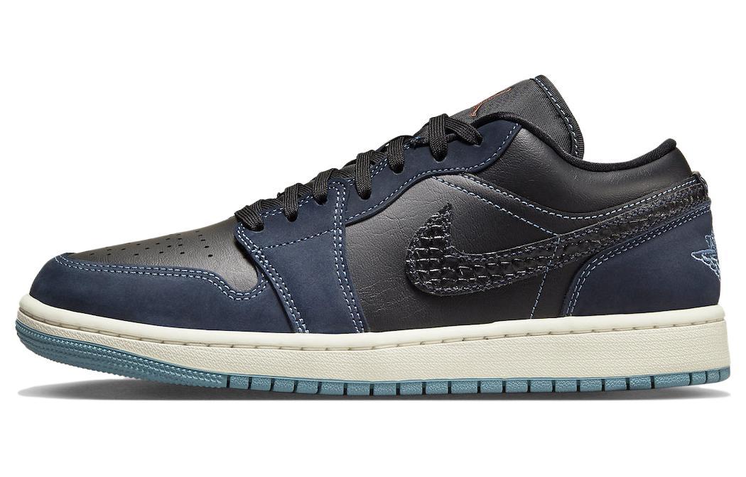 

Кеды унисекс Jordan Air Jordan 1 Low Midnight Navy черные 36.5 EU, Черный, Air Jordan 1 Low Midnight Navy