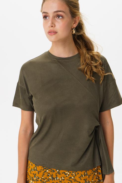 

Футболка женская Vero Moda 10226382 зеленая XS, 10226382