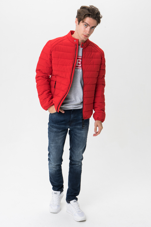 

Куртка мужская GUESS JEANS M93L23WBS90TLRD красная L, M93L23WBS90TLRD