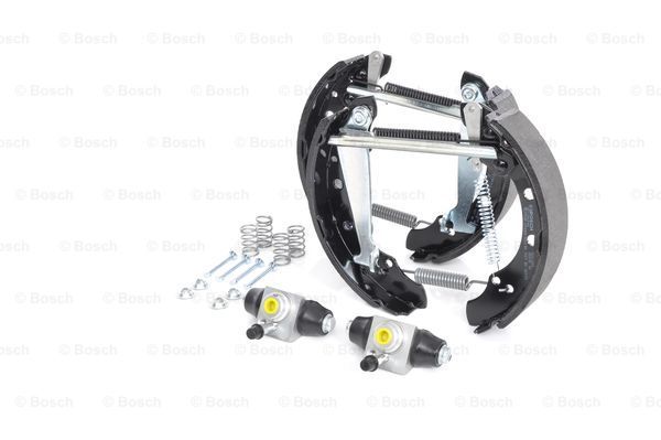 

Комплект тормозных колодок BOSCH 0 204 114 682