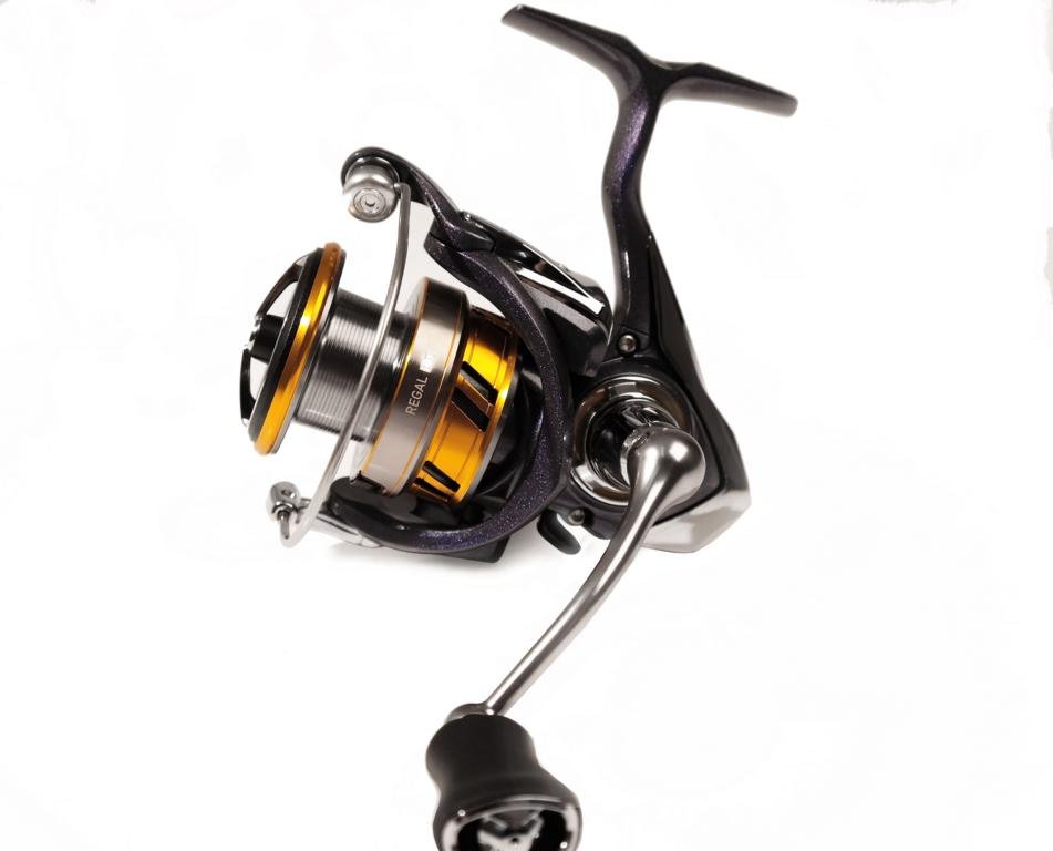 фото Катушка безынерционная daiwa 18 regal lt 2000 d 10116-205ru