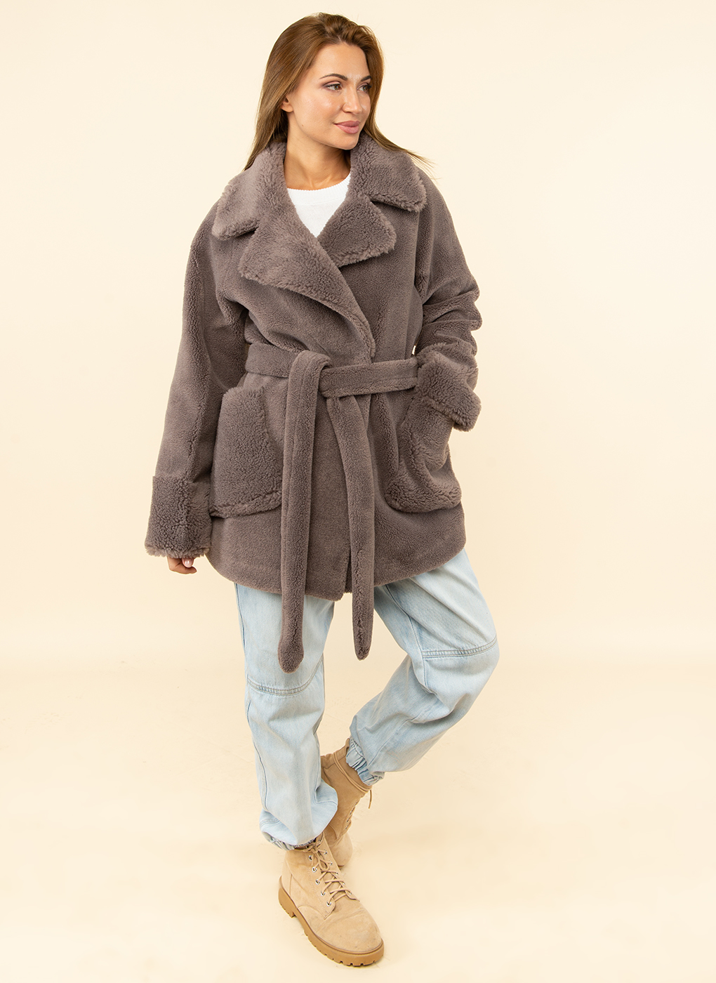 

Дубленка женская Каляев 55454 серая 54 RU, 55454