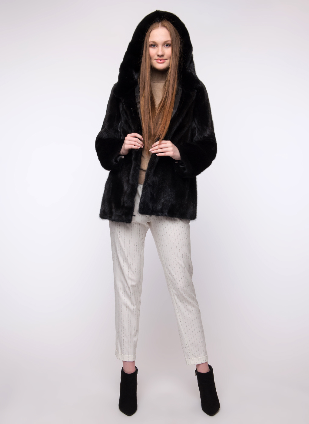 

Полушубок женский Каляев 35116 черный 42 RU, 35116