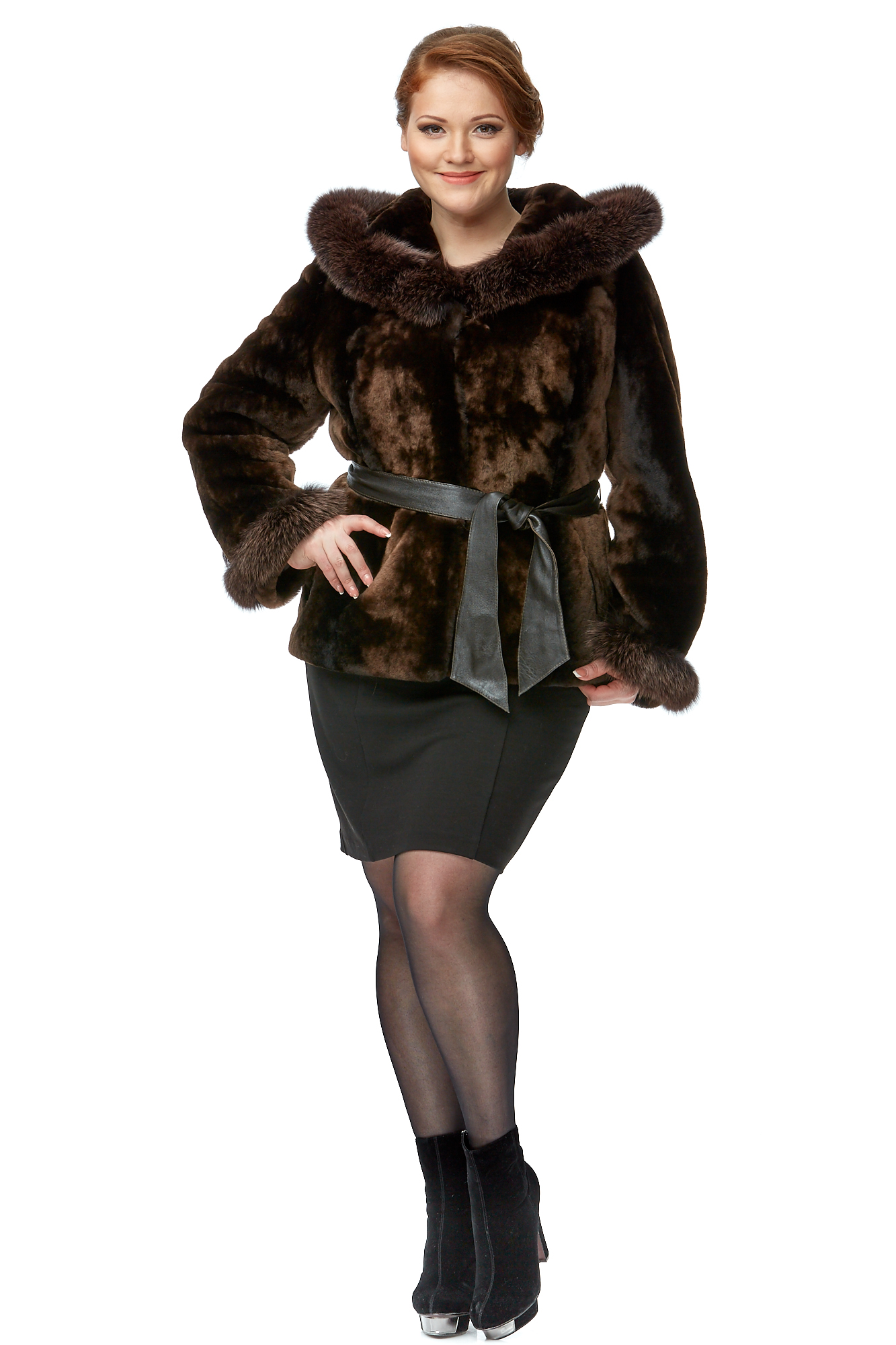 

Шуба женская МОСМЕХА 8009184 коричневая 46 RU, Коричневый, 8009184