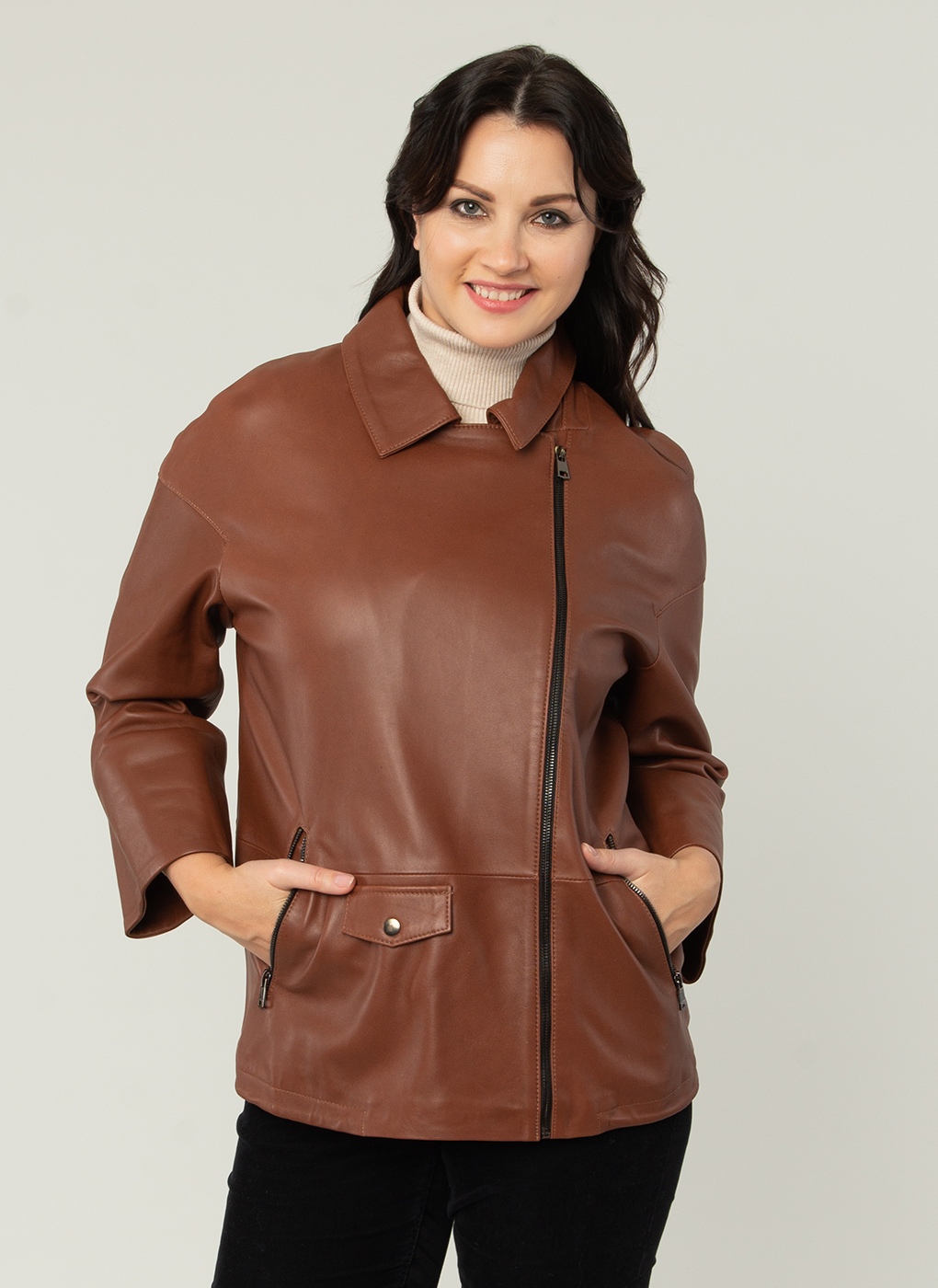 Кожаная куртка женская Каляев 52511 коричневая 60 RU