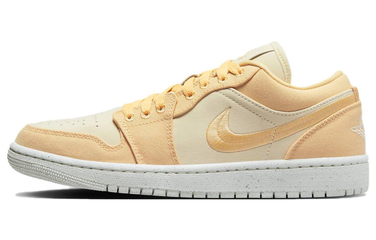 

Кеды унисекс Jordan Air Jordan 1 Low SE Canvas желтые 44.5 EU, Желтый, Air Jordan 1 Low SE Canvas