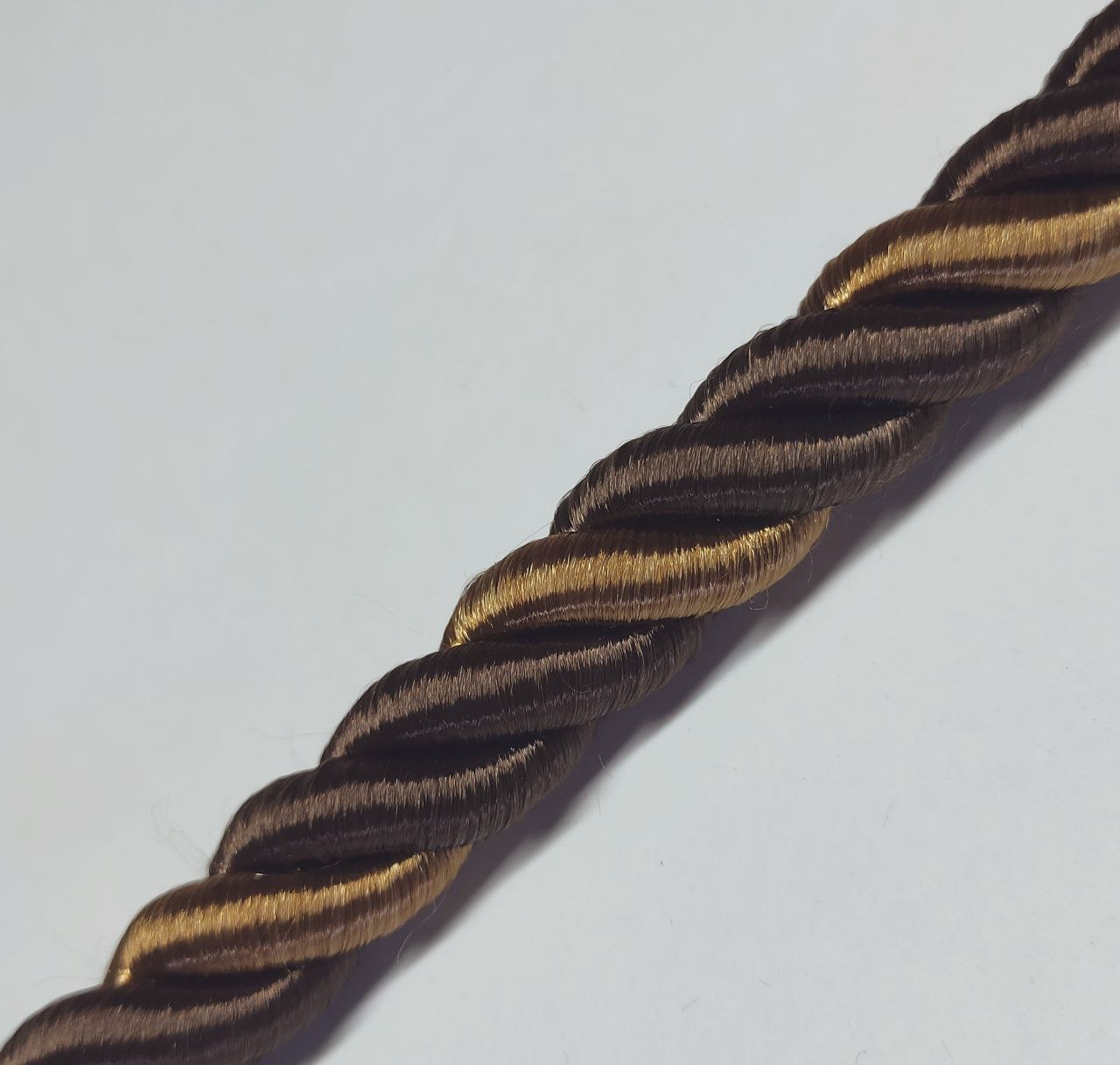 

Шнур декоративный idealtex 15Ш-10-21.7 , длина 10 м, диаметр 15 мм, Коричневый, 15ш21.7