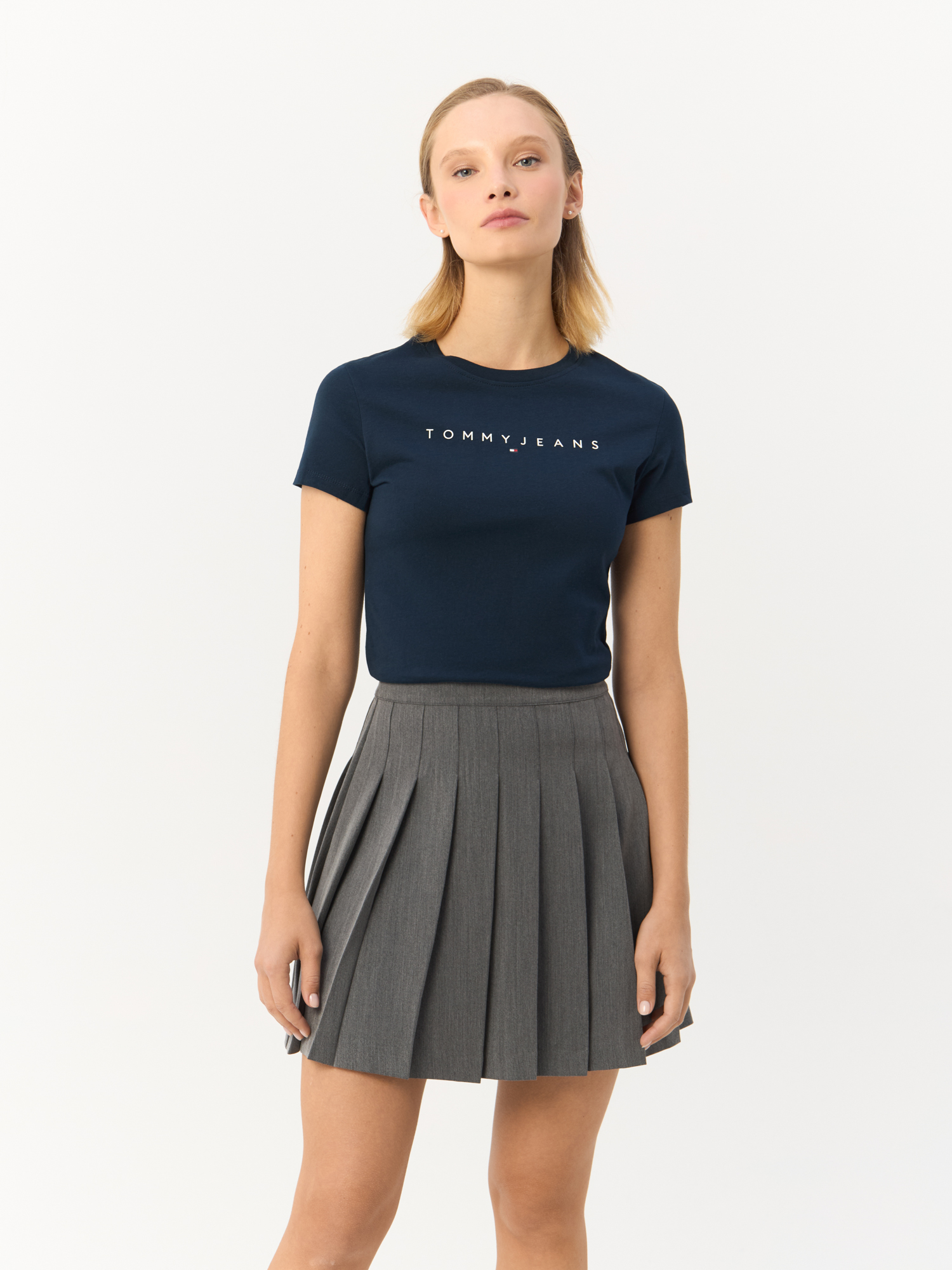 

Футболка женская Tommy Jeans DW0DW18398 синяя L, Синий, DW0DW18398