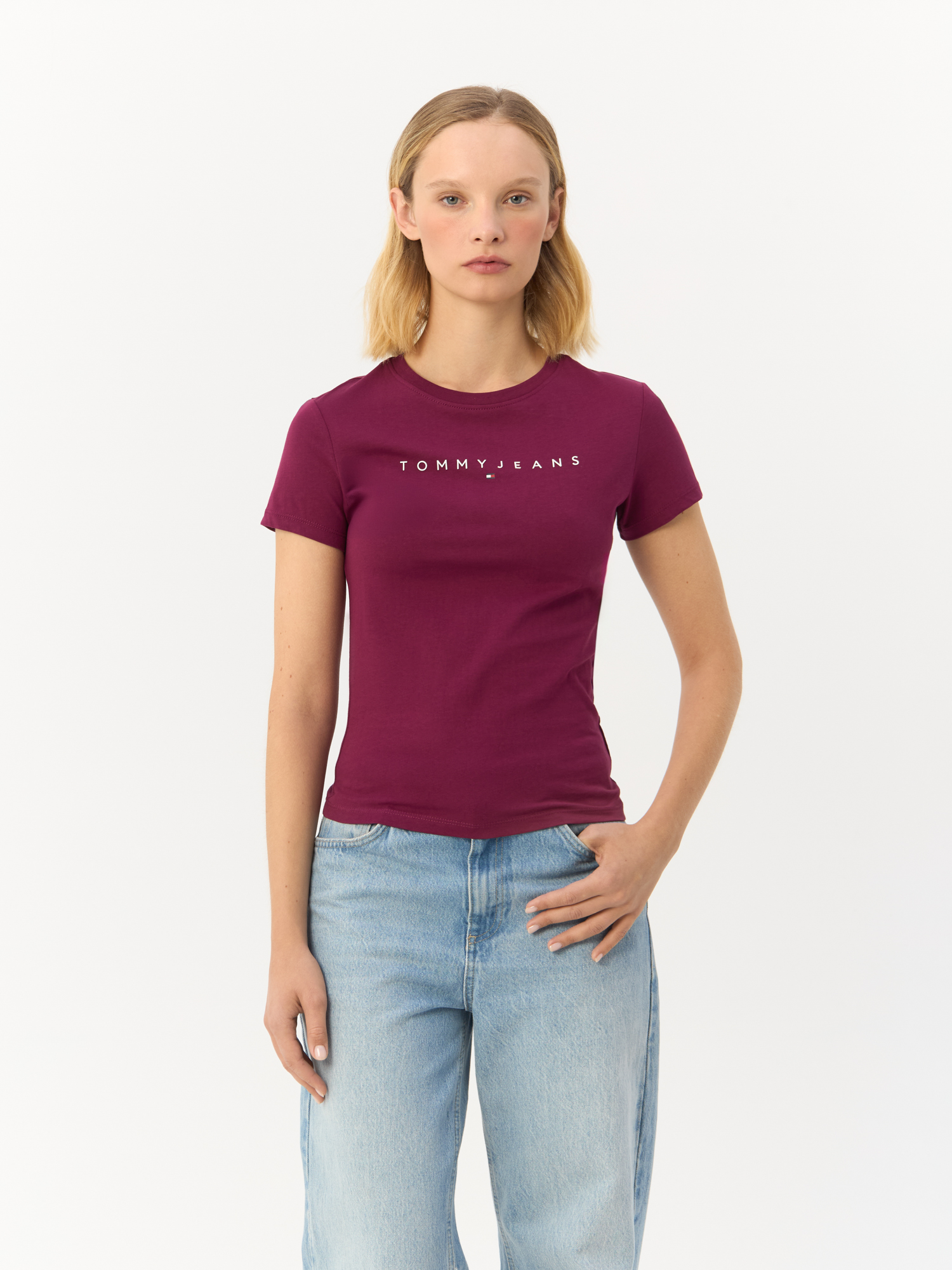 

Футболка женская Tommy Jeans DW0DW18398 фиолетовая XS, Фиолетовый, DW0DW18398