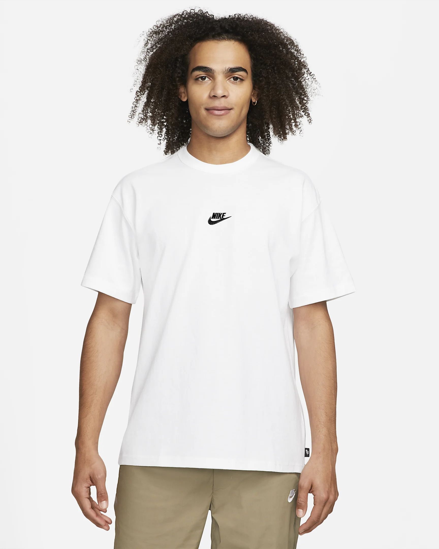 

Футболка мужская Nike Sportswear Premium Essentials DO7392-100 белая L, Белый, Sportswear Premium Essentials