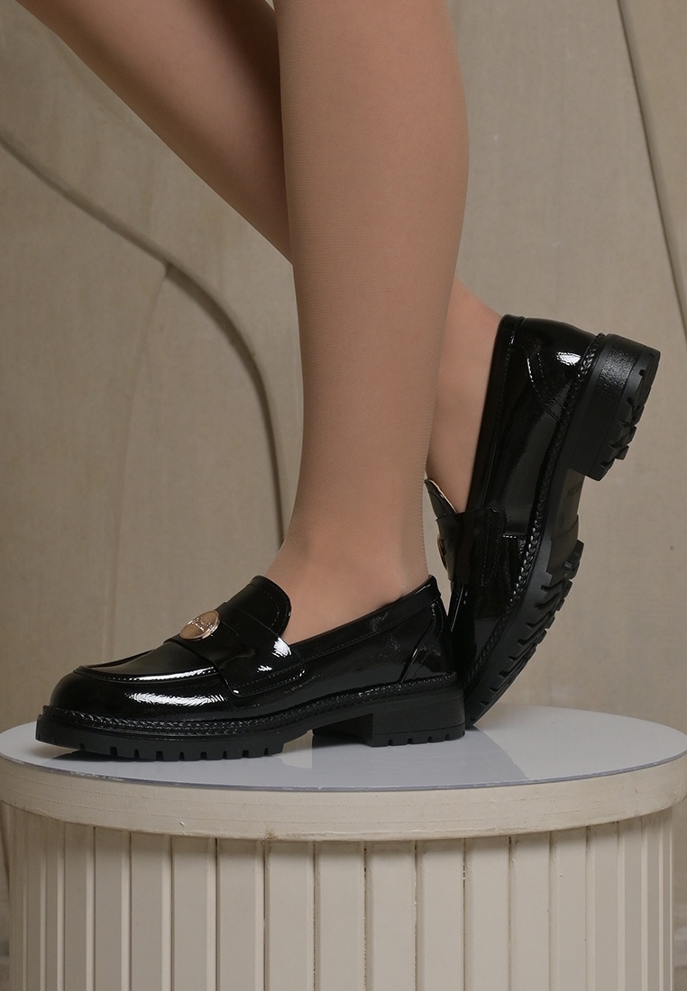 

Лоферы женские T.Taccardi K1103PM-5B черные 41 RU, Черный, K1103PM-5B