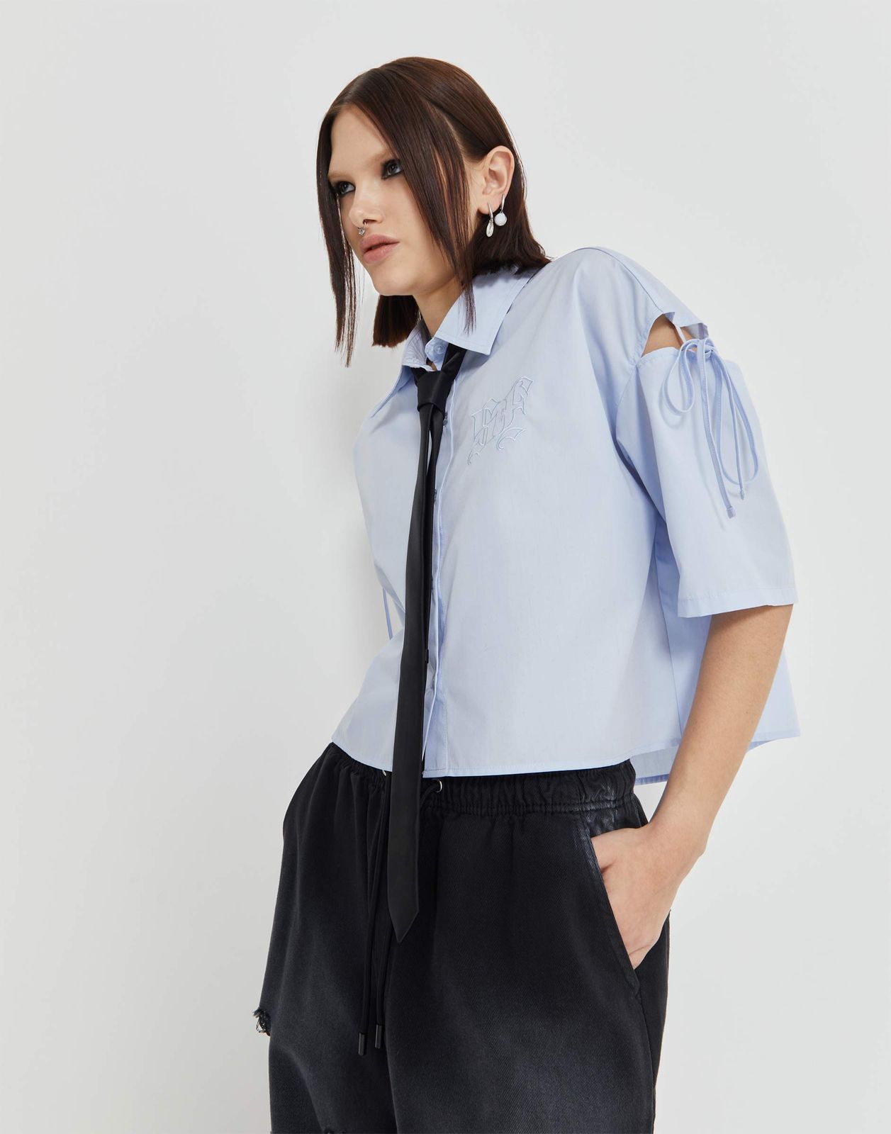 

Рубашка для девочки Gloria Jeans GWT003603 голубой 16-18л/170, GWT003603