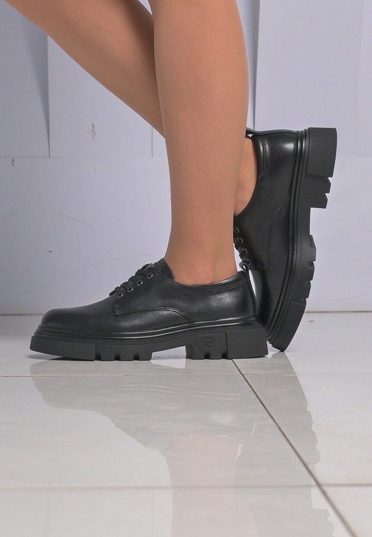 

Полуботинки женские Pierre Cardin JX24AW-57 черные 37.5 RU, Черный, JX24AW-57