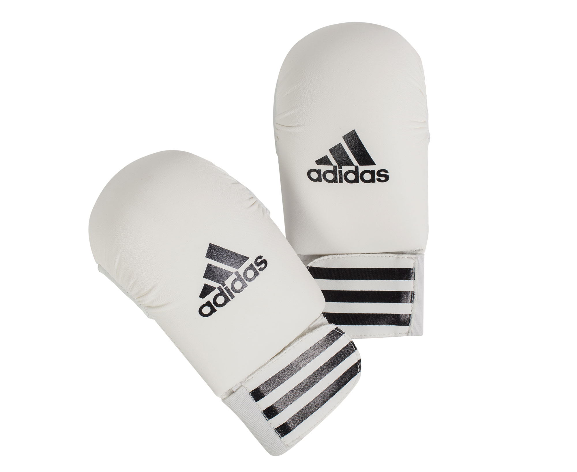 

Боксерские перчатки Adidas Smaller черные/белые, 6 унций, Smaller
