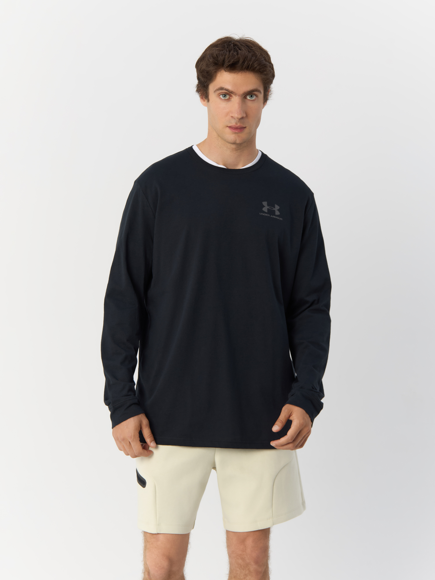 

Лонгслив мужской Under Armour 1329585 черный SM, Sportstyle Left Chest LS