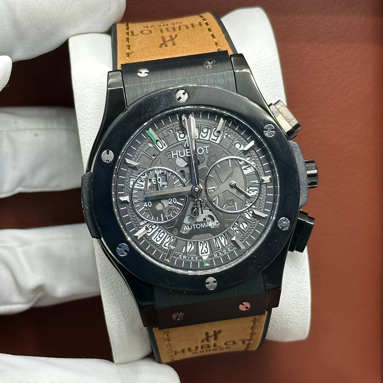 Наручные часы мужские HUBLOT 582666