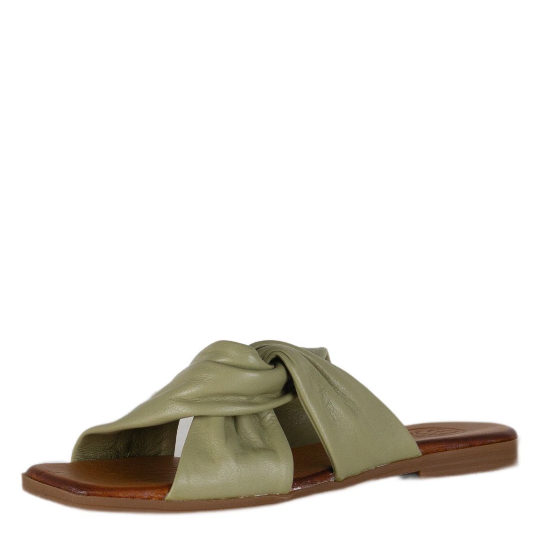 

Шлепанцы женские Sandm 992-2304-157 зеленые 36 RU, Зеленый, 992-2304