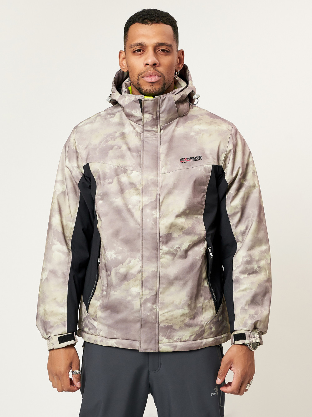 

Спортивная куртка мужская MTFORCE 78018 бежевая XXL, 78018