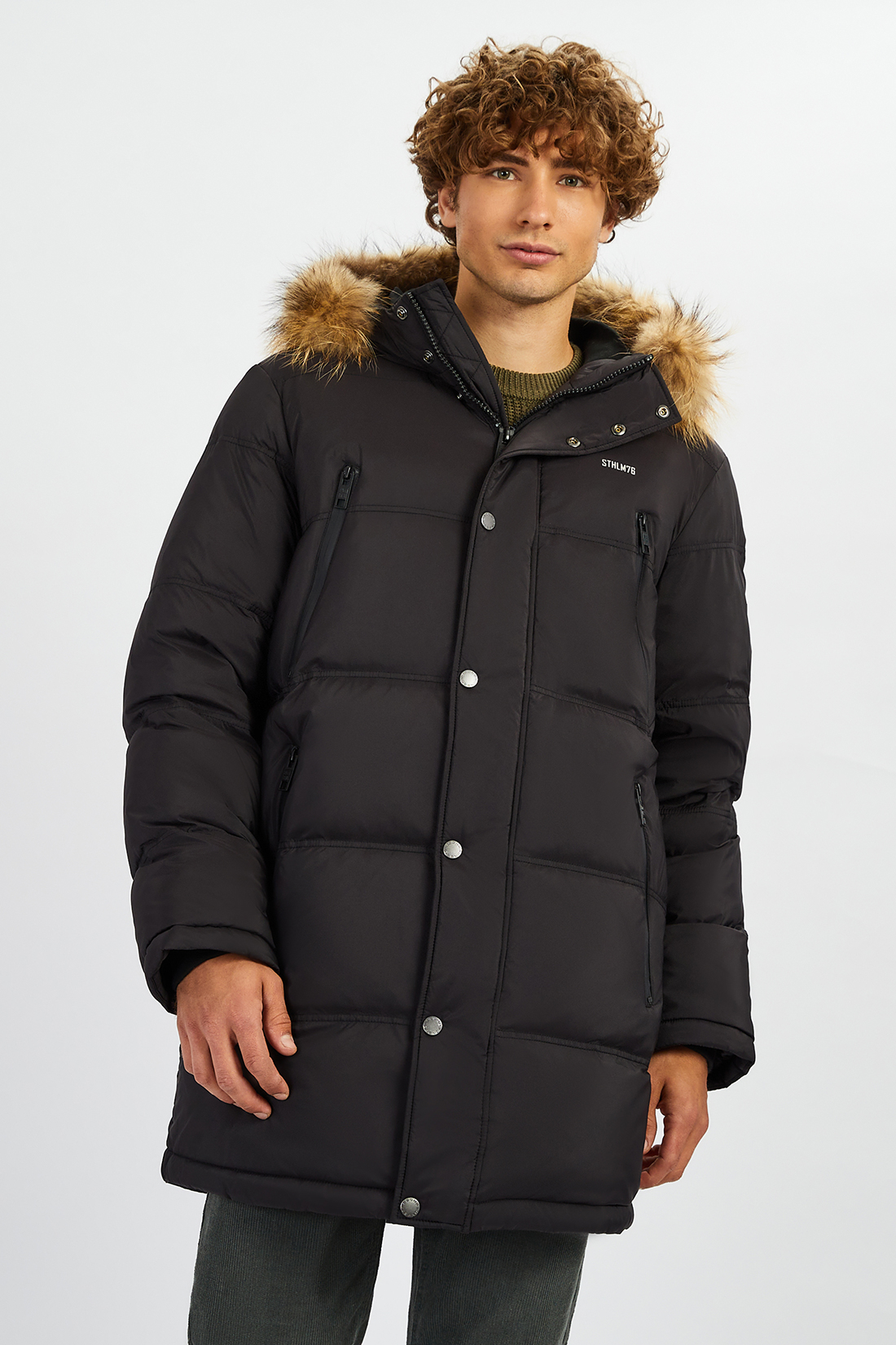 

Пуховик мужской Baon B501525 черный 3XL, B501525