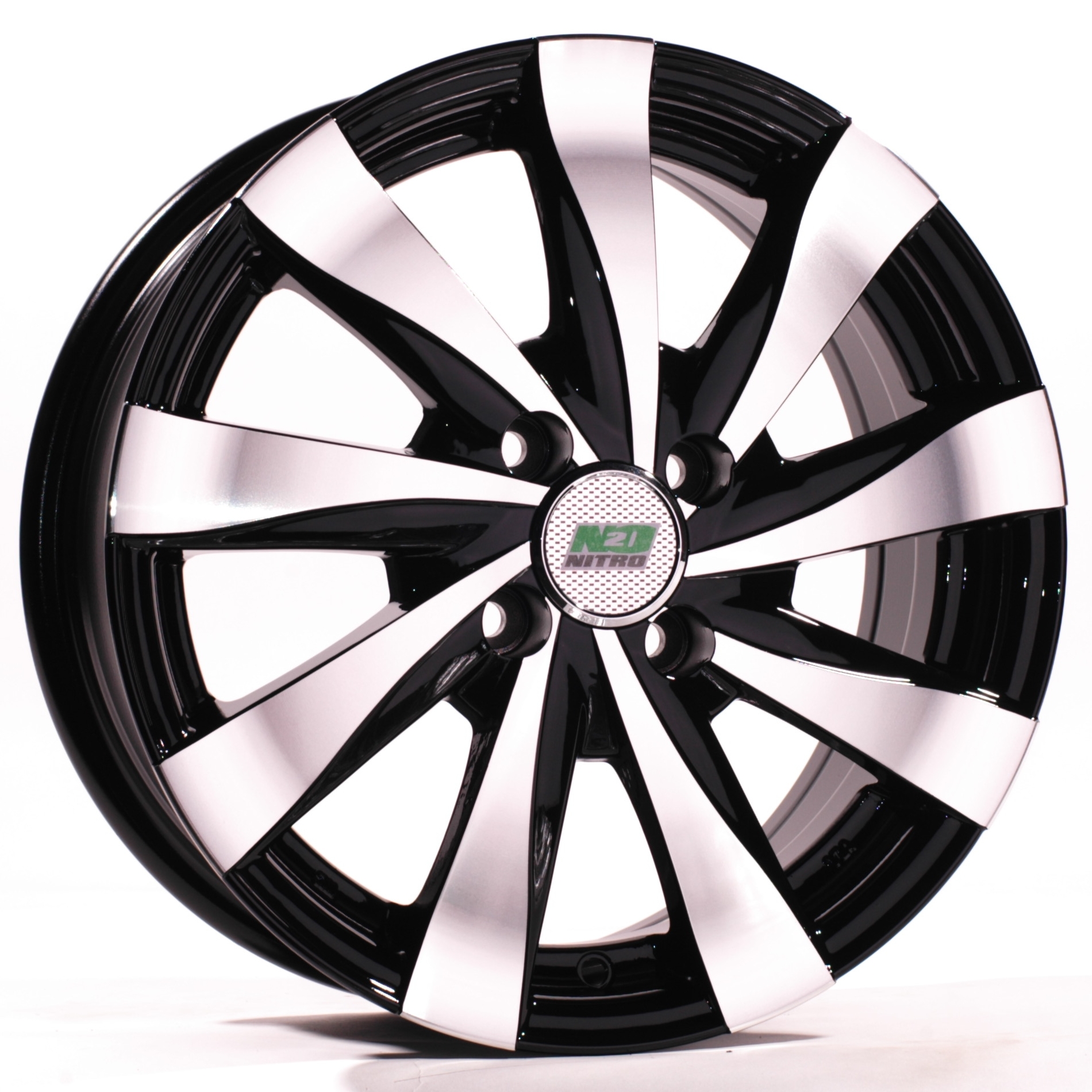 

Колесный диск NITRO Y465 R15 6J 4x100 ET46 D54.1 41073856