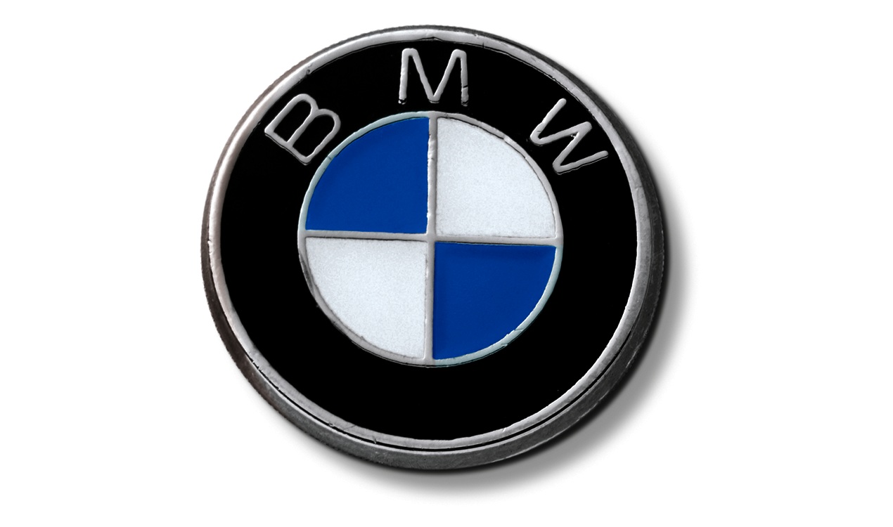 фото Значок bmw 80282411112