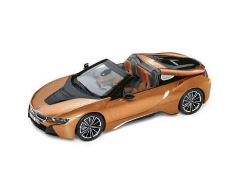 

Модель автомобиля BMW i8 80422454785 Roadster E Copper Metallic/Black 1:43 Scale