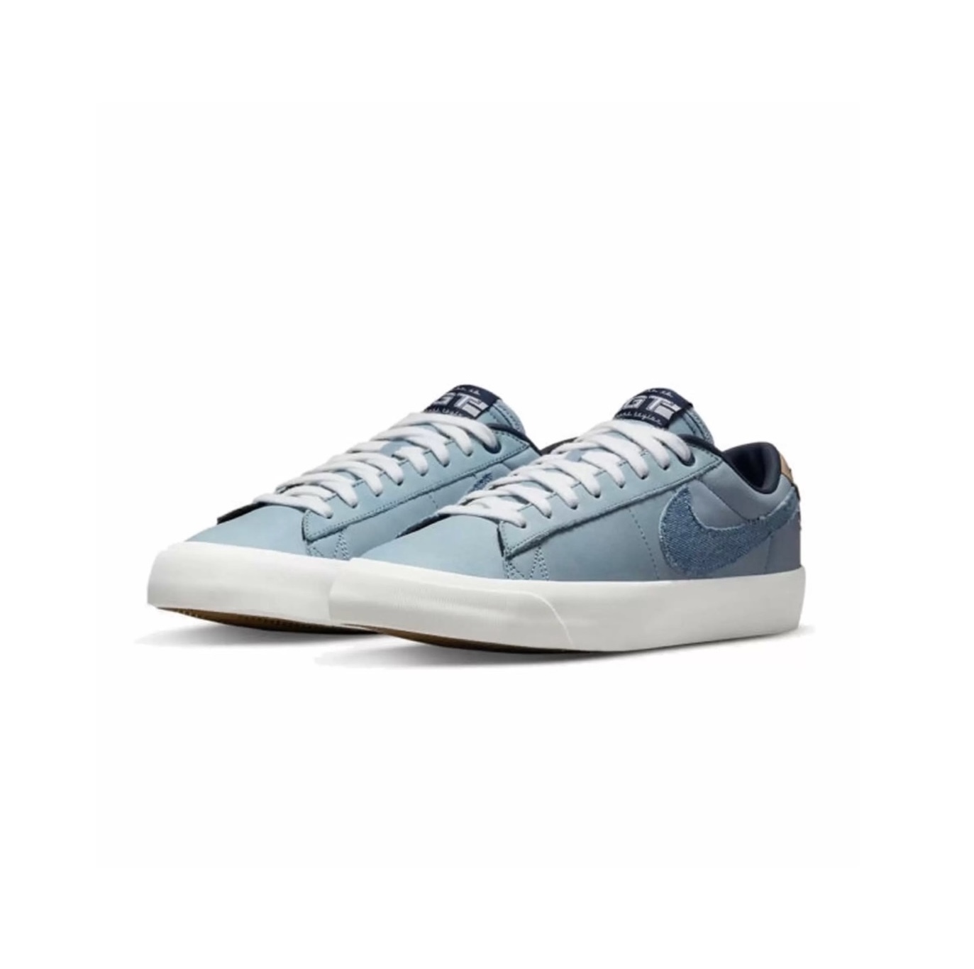 

Кеды унисекс Nike SB ZOOM BLAZER синие 8 US, Синий, SB ZOOM BLAZER
