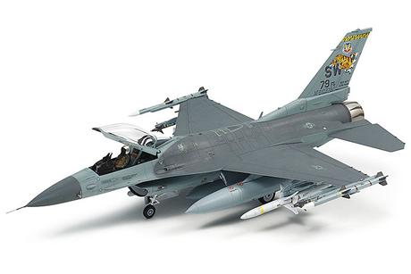 

Модель Tamiya 1/72 Lockheed-Martin F-16CJ Fighting Falcon Block 50 with Full Weapons Load